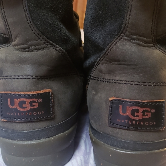 Ugg Cecile Duck Boots Women's Size 8 Waterproof Black Leather+Sherpa Gorpcore - Picture 4 of 16